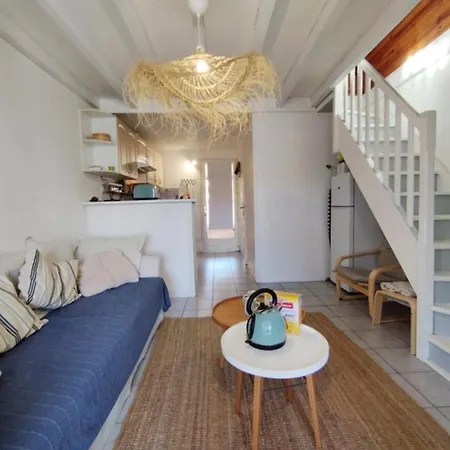 T3 Mezzanine Avec Climatisation - 6 Personnes - Parking - Saint-pierre-la-mer - Fr-1-795-60 Villa Fleury (Aude)