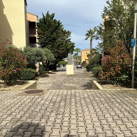 T3 Mezzanine Avec Climatisation - 6 Personnes - Parking - Saint-pierre-la-mer - Fr-1-795-60 *