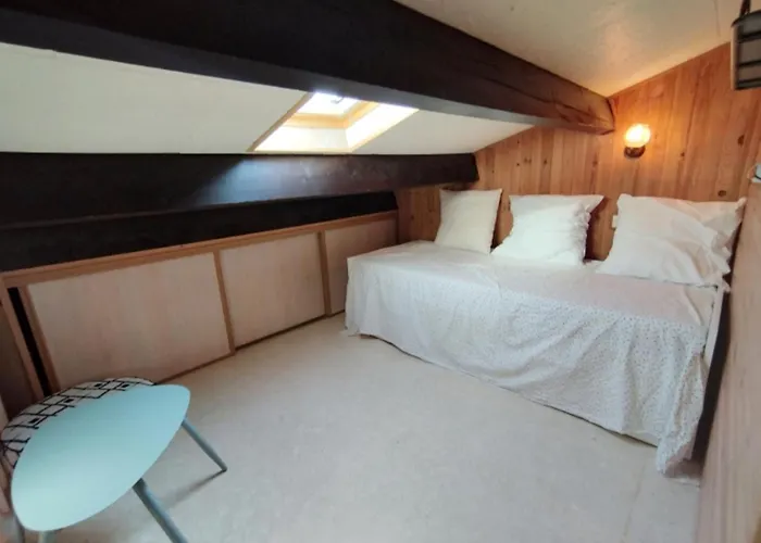 T3 Mezzanine Avec Climatisation - 6 Personnes - Parking - Saint-pierre-la-mer - Fr-1-795-60 Villa Fleury (Aude)