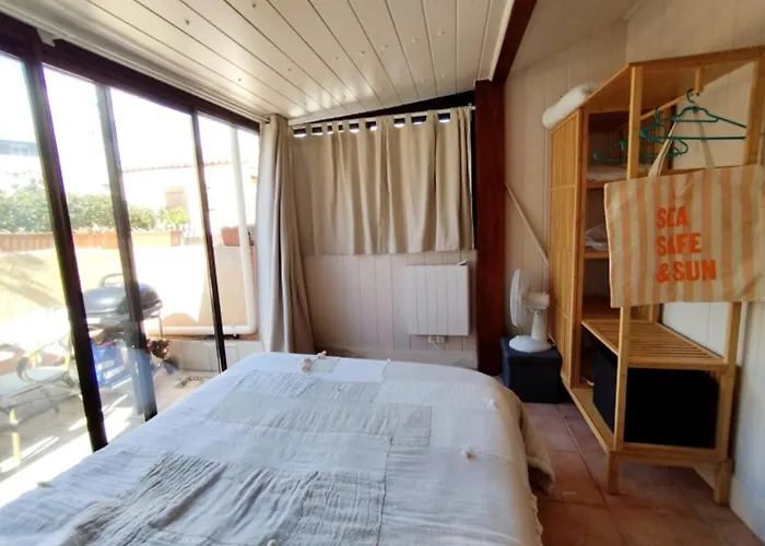 T3 Mezzanine Avec Climatisation - 6 Personnes - Parking - Saint-pierre-la-mer - Fr-1-795-60 Villa